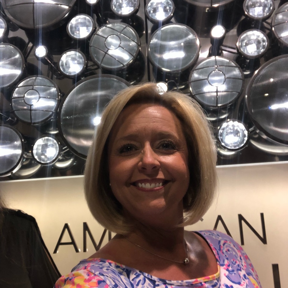 Meet your Posher, Lori